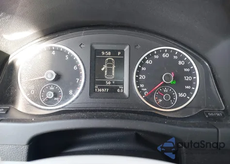 2013 Volkswagen Tiguan S z USA, uszkodzony, nr VIN WVGBV3AX8DW620536